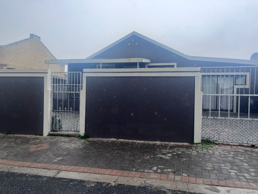 3 Bedroom Property for Sale in Gaylee Western Cape
